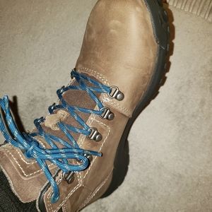 Women's steel toe boots